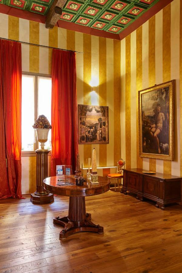 Palazzo Di Alcina - Residenza D'Epoca - Luxury- Bed & Breakfast Bologna Ngoại thất bức ảnh